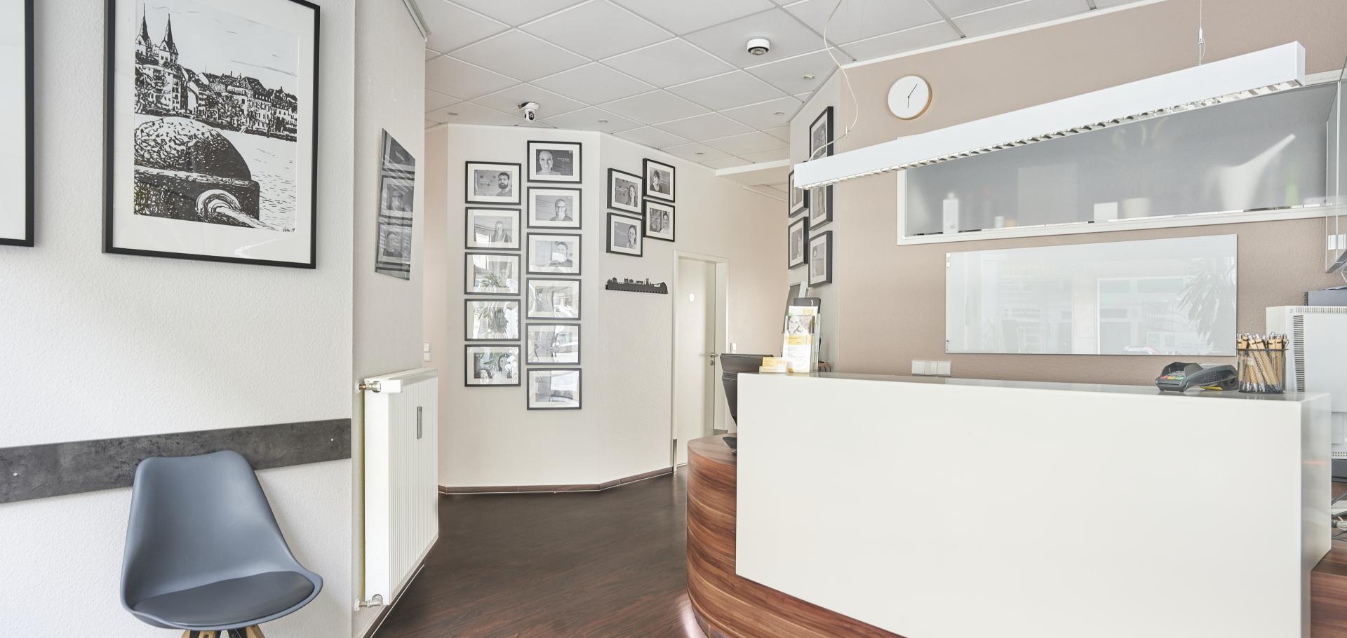 Eingangsbereich von Physio Weißelberg Physiotherapie in der Nähe